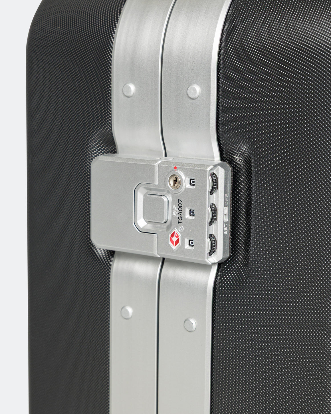 Db Journey - Pro Carry-On - Black - UP THERE