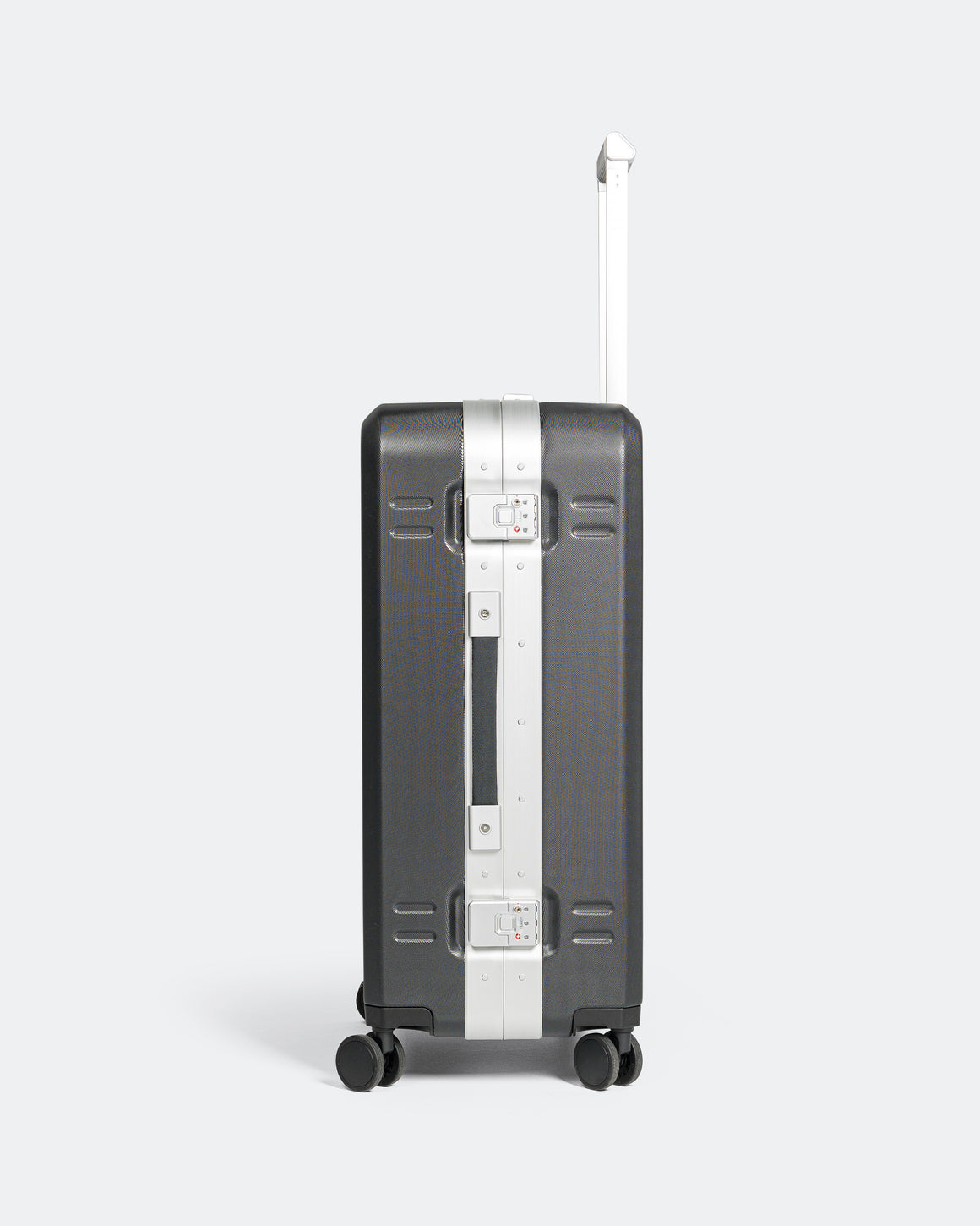 Db Journey - Pro Check-In Luggage - Black - UP THERE