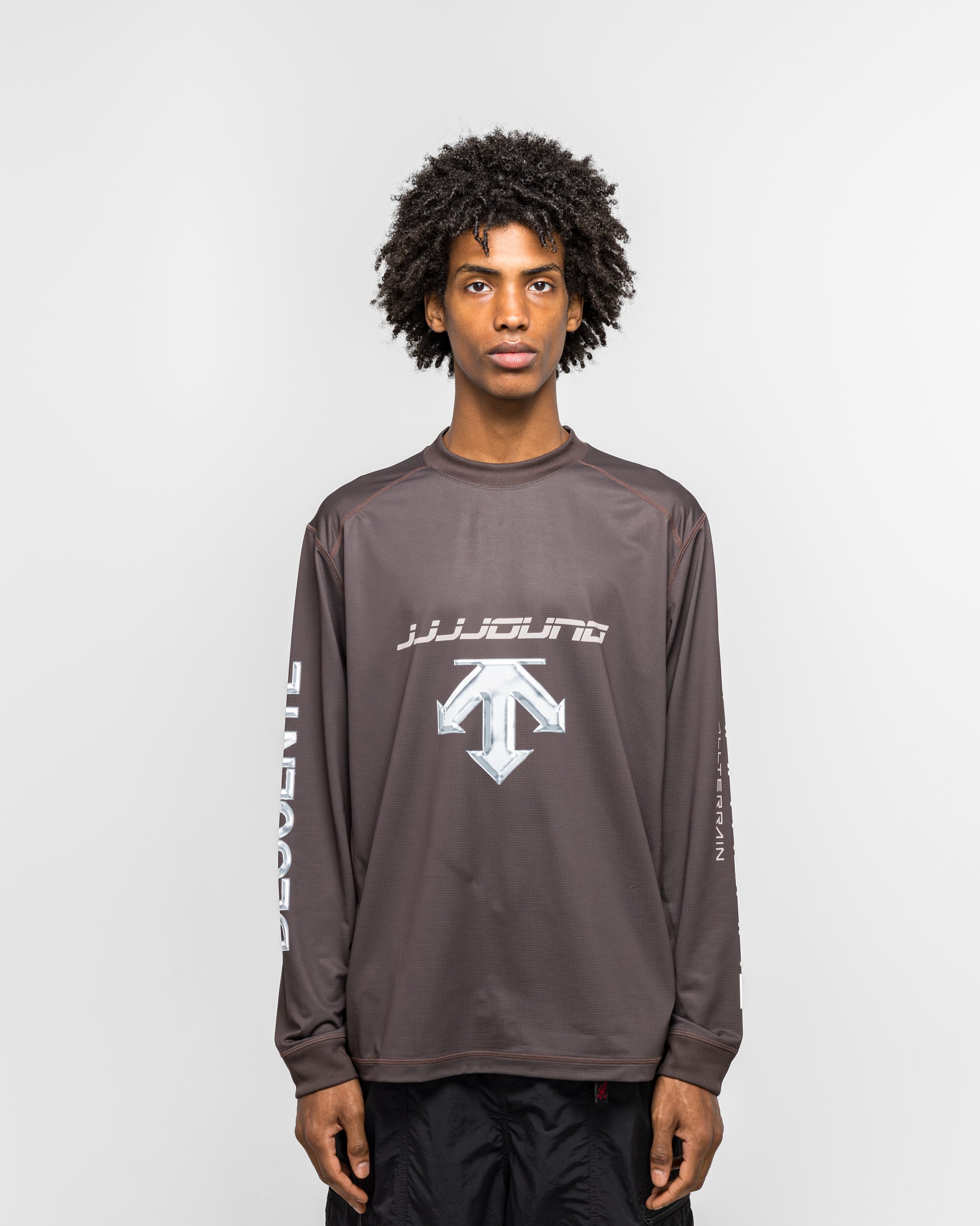 Descente - Warm Up Shirt x JJJJound - Mulch | UP THERE