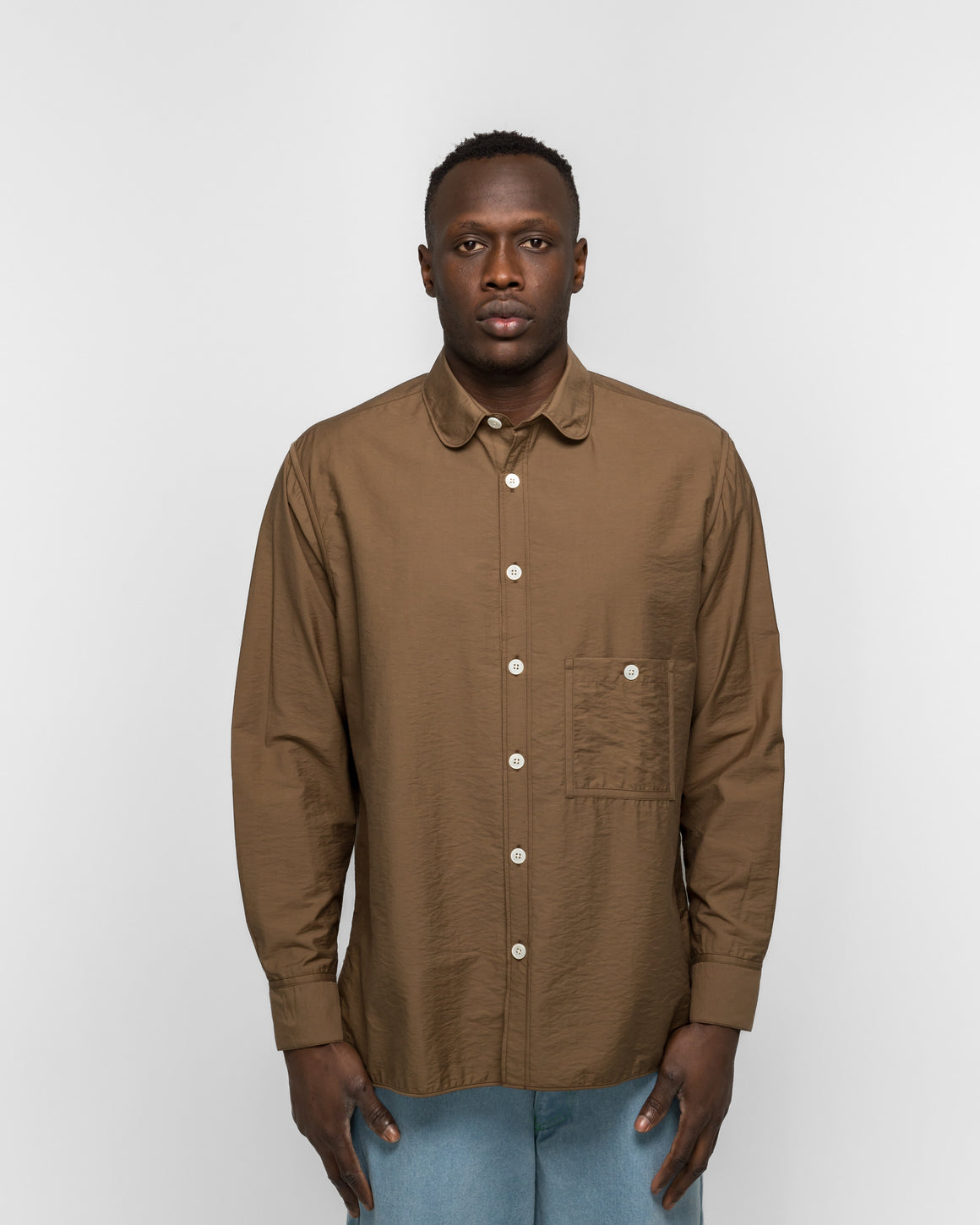 Dudley Coppice - Gardeners Shirt - Tree Bark Poplin - Walnut - UP THERE