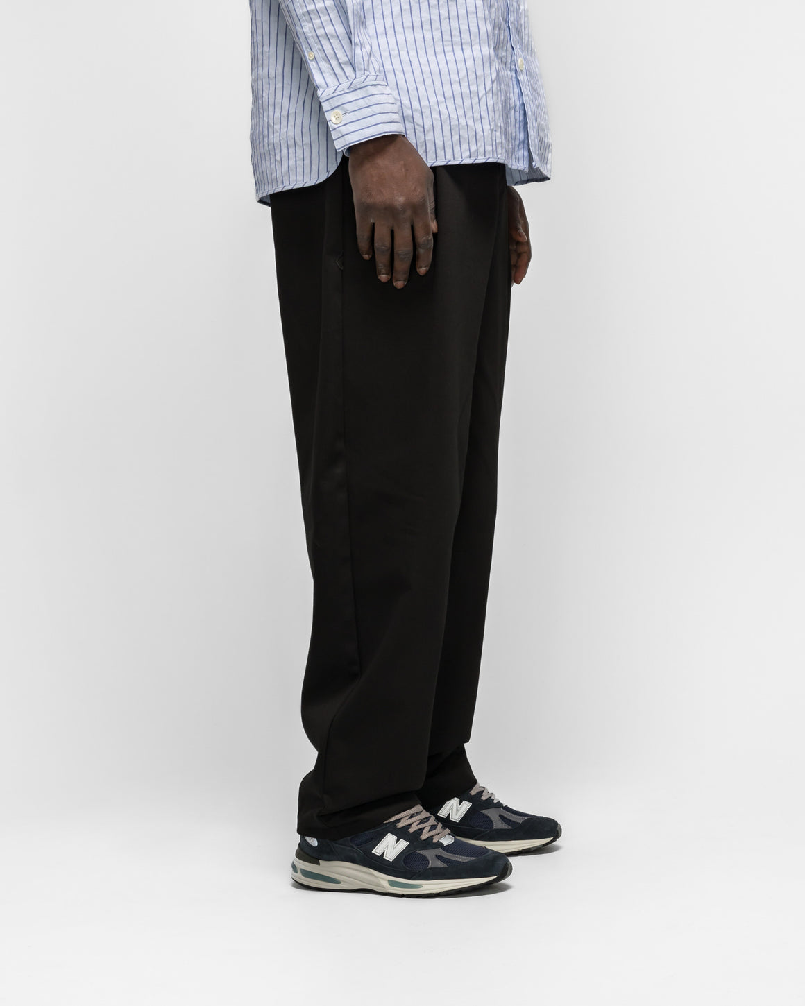 Dudley Coppice - Pleated Trouser - Black Tailoring Twill - UP THERE