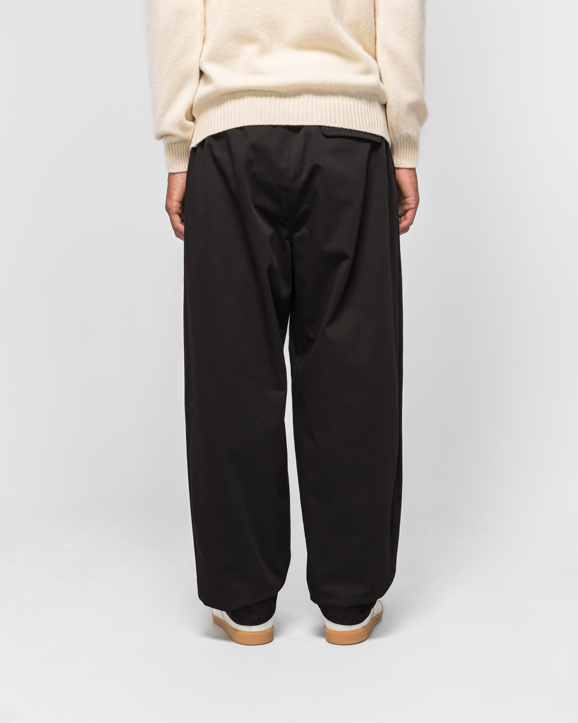 Dudley Coppice - Pleated Trousers - Black Tailoring Twill - UP THERE