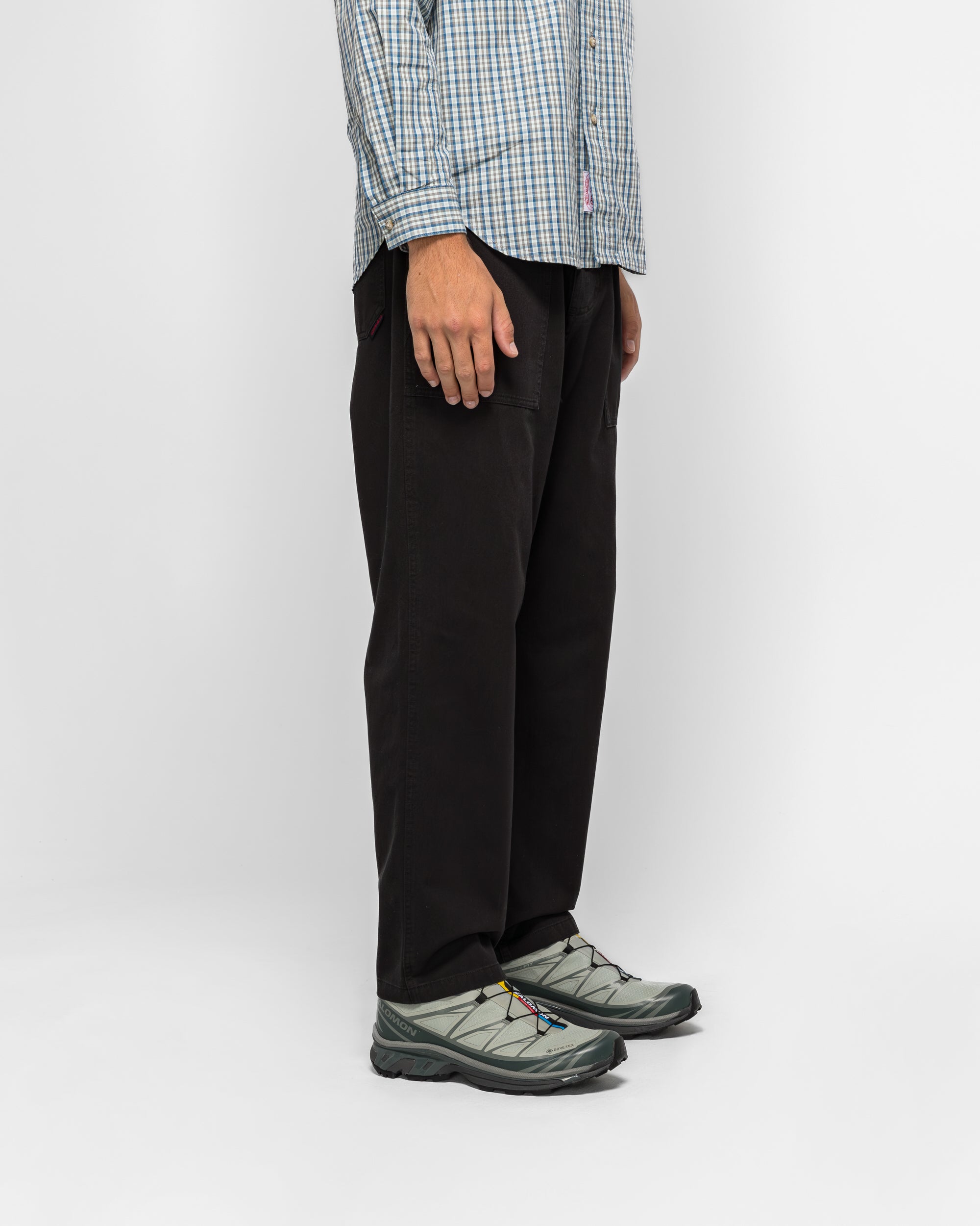 Gramicci - Loose Tapered Ridge Pant - Black | UP THERE
