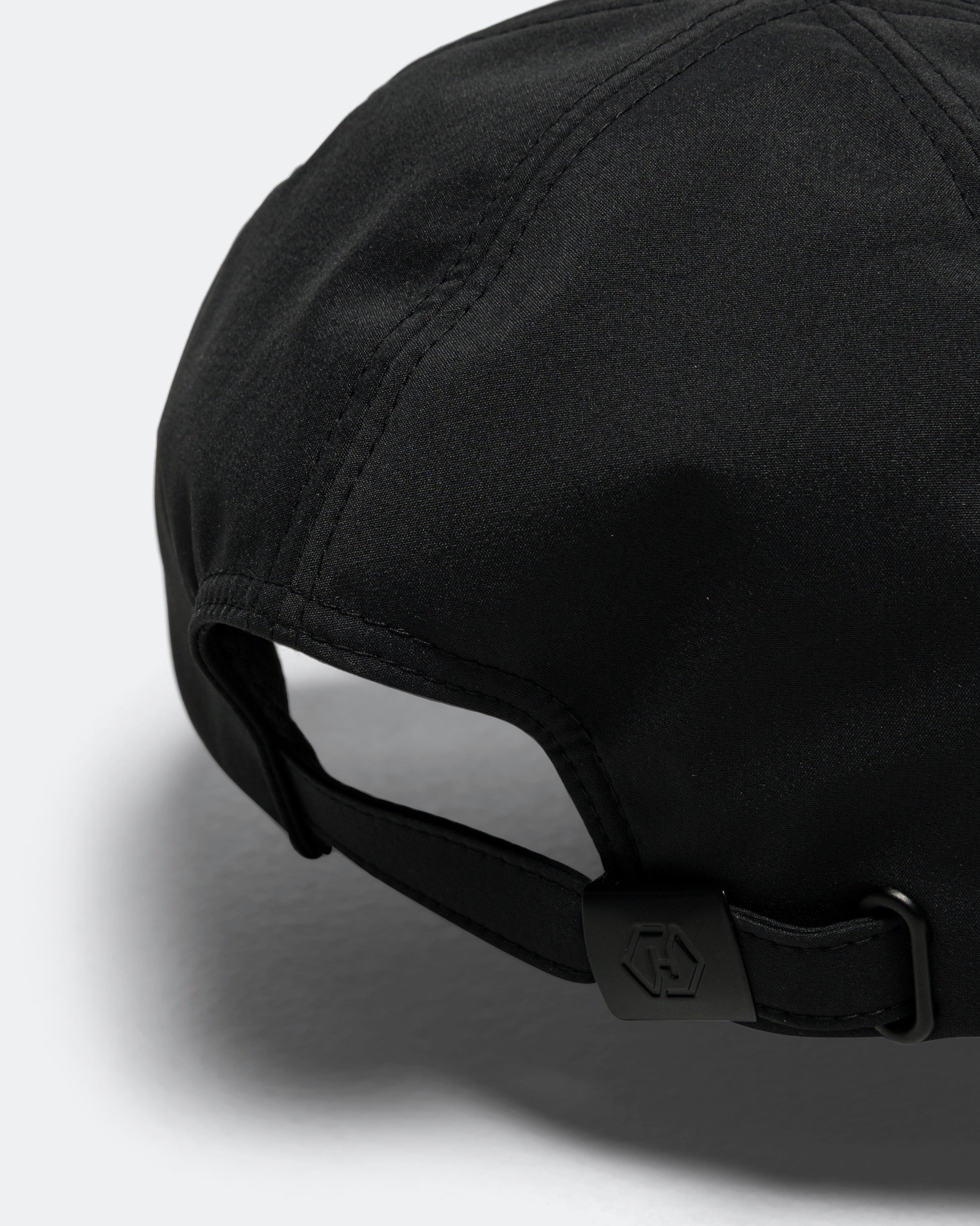 Field Cap - GORE-TEX Windstopper 3L Nylon Black | UP THERE