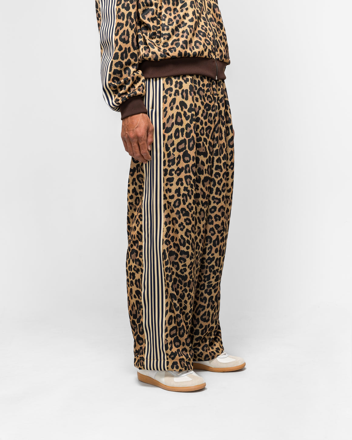 Kapital - Smooth Jersey Leopard STANTMAN & WOMAN Baggy Track Pants - Brown - UP THERE