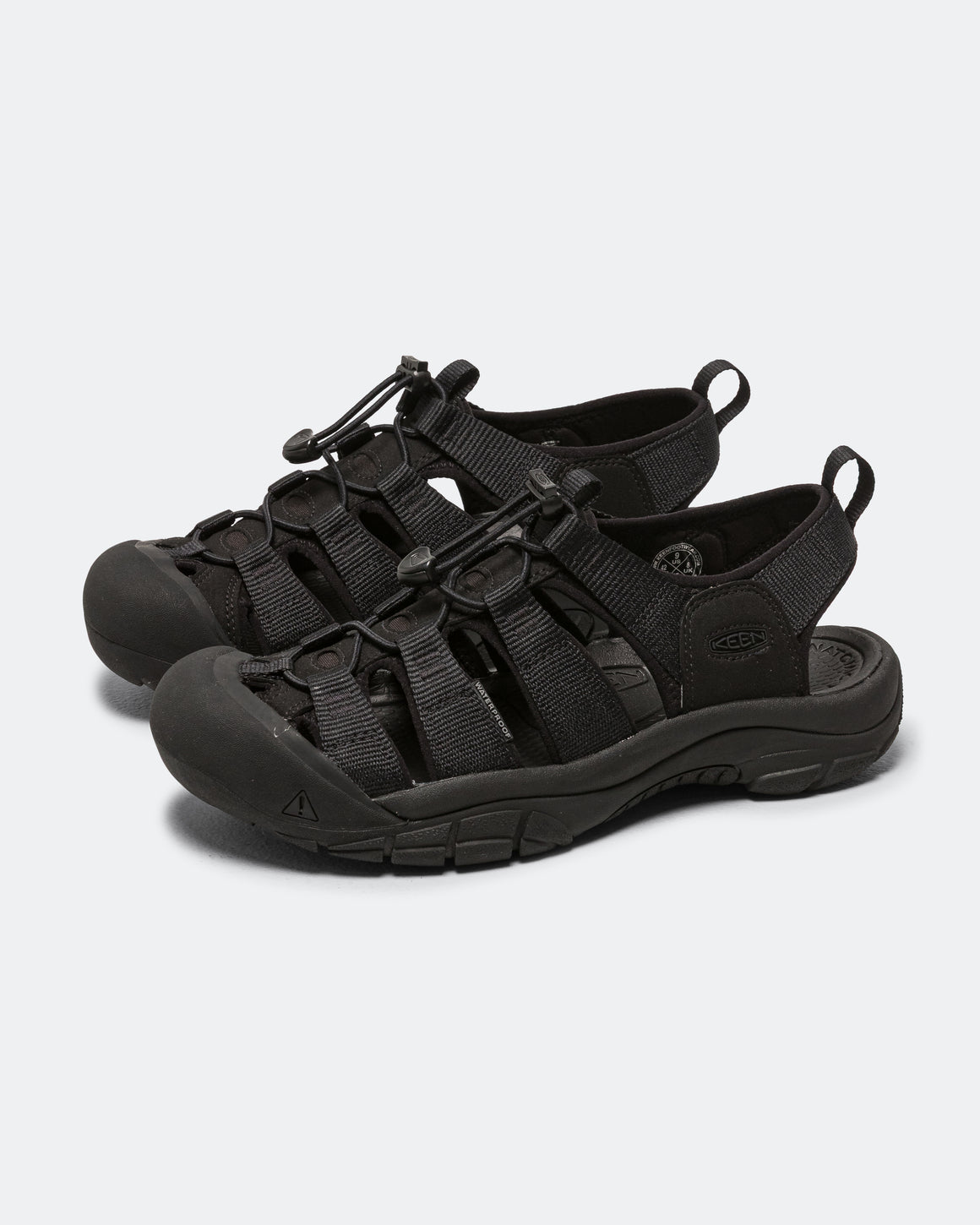 Keen - Newport H2 - Triple Black - UP THERE