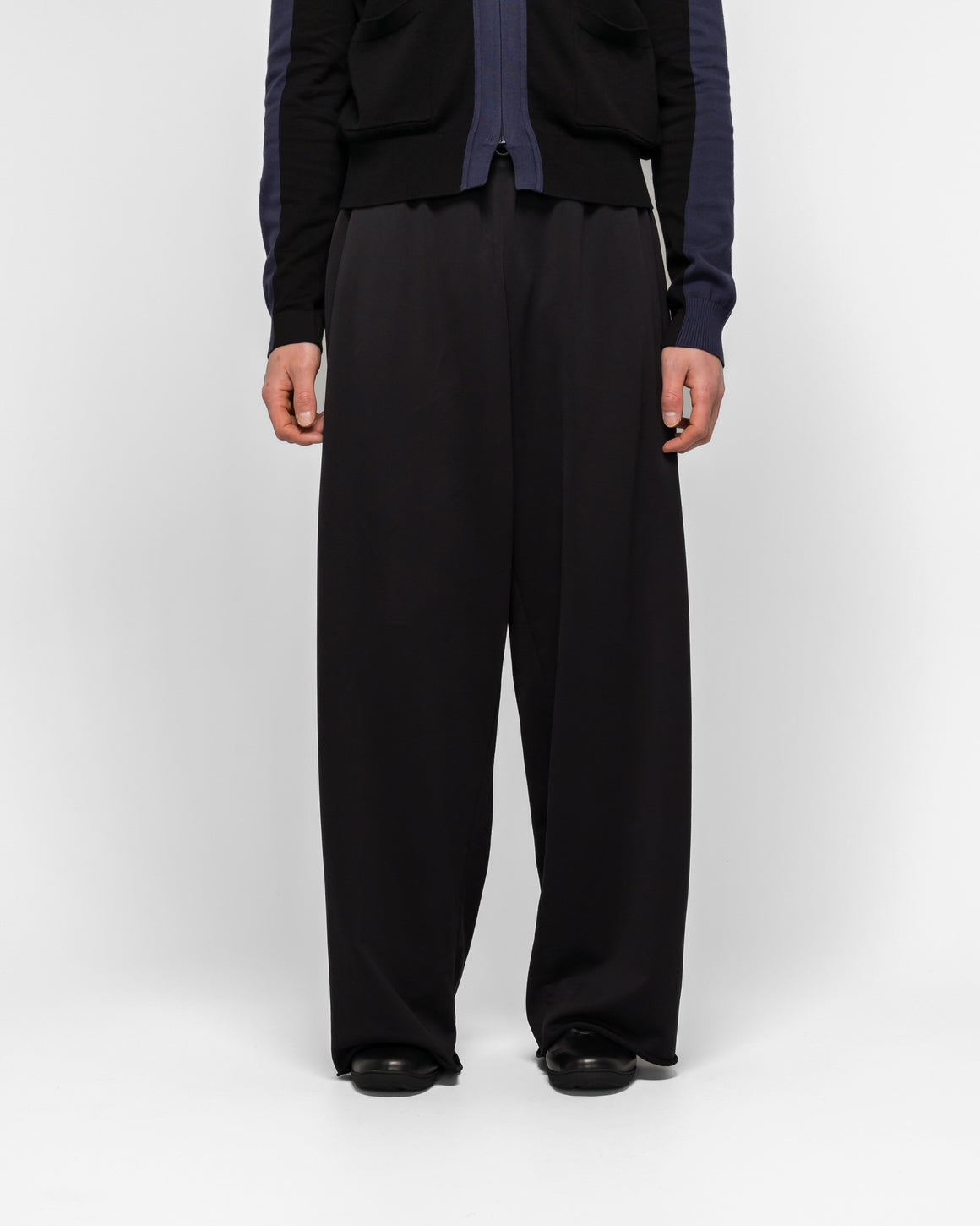 Kiko Kostadinov - Veleka Wide Trousers - Charcoal - UP THERE