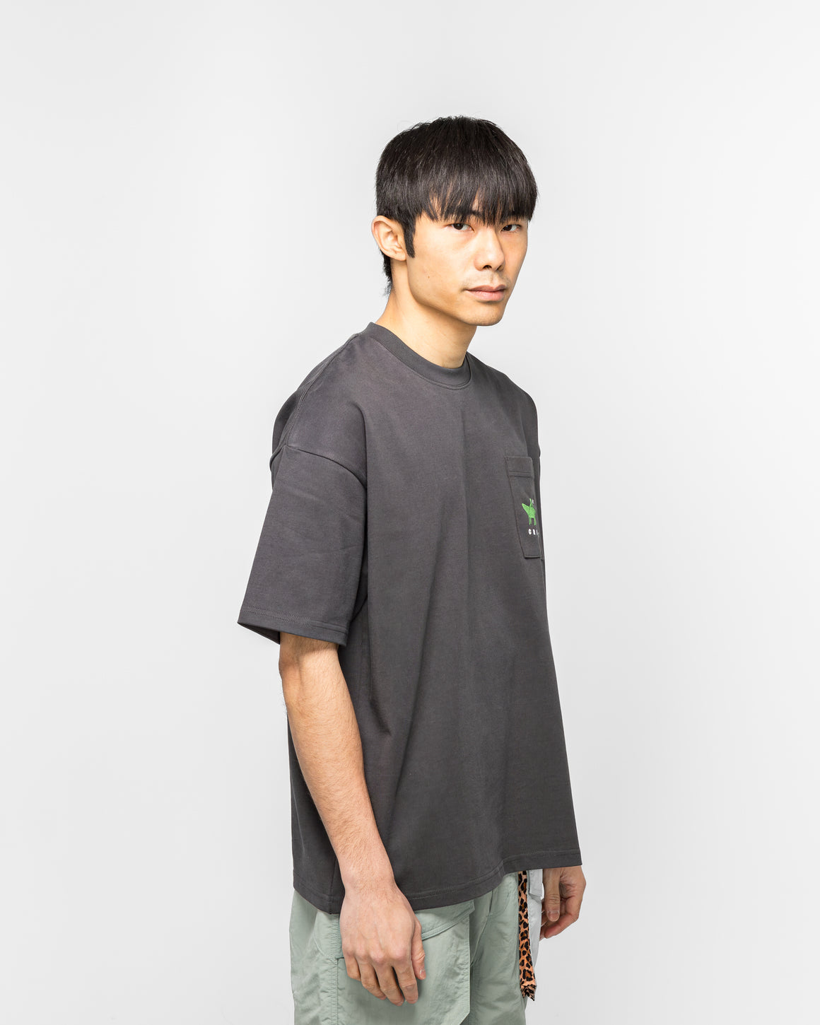 Metalwood - Cricket Heavy Pocket T-Shirt - Tar - UP THERE