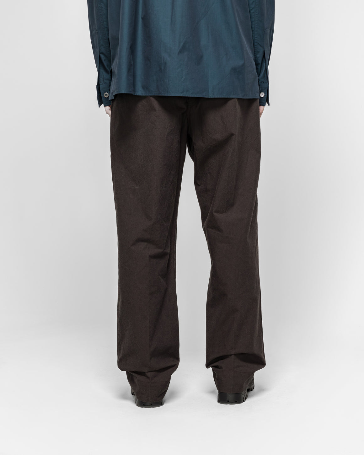 Margaret Howell - Jet Pocket Trousers - Earth Dry Plain Weave Cotton - UP THERE