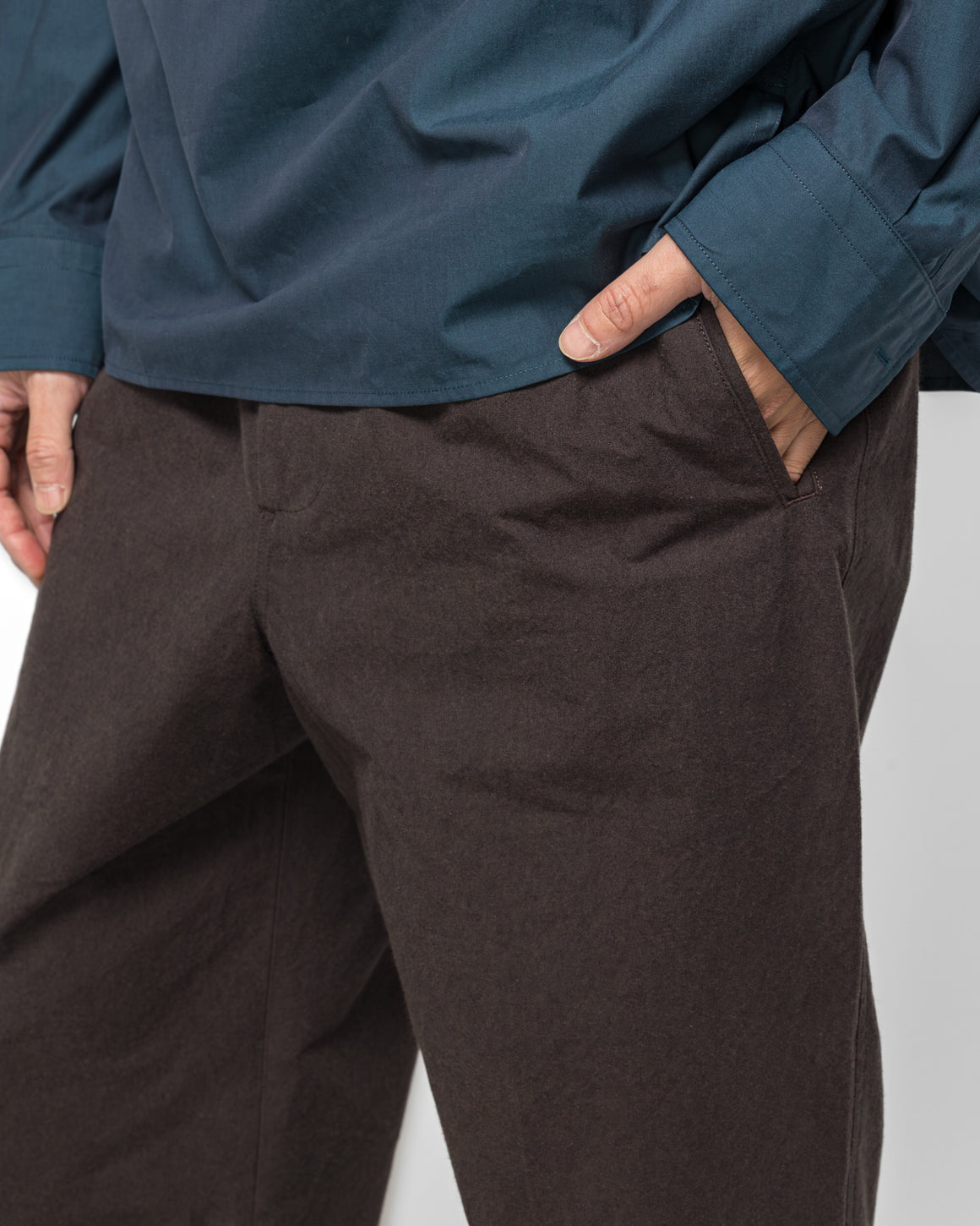 Margaret Howell - Jet Pocket Trousers - Earth Dry Plain Weave Cotton - UP THERE