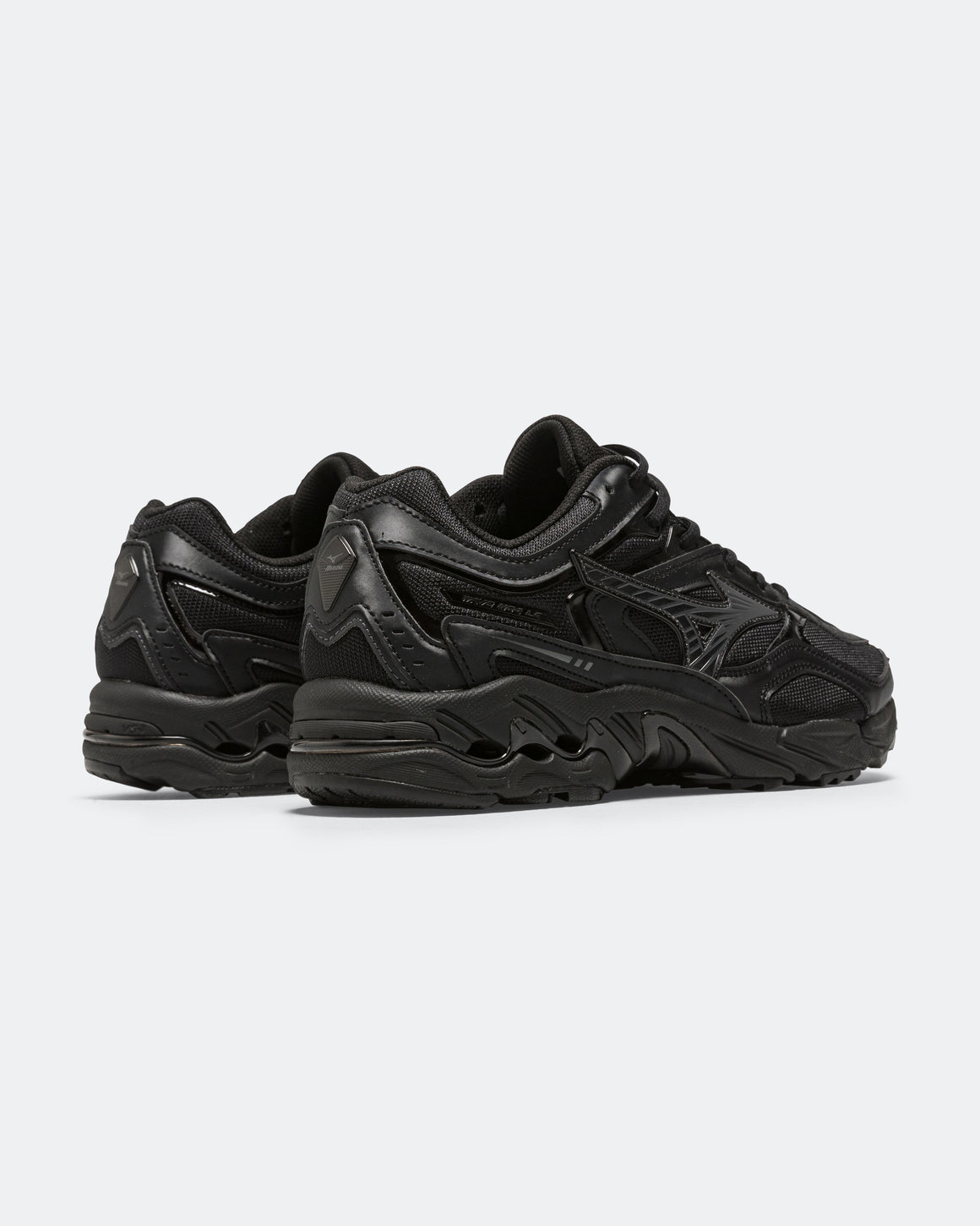 Mizuno - Wave Mustang LS Tech - Black/Iron Gate/Metallic Gray - UP THERE