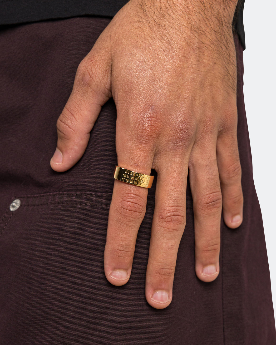 アクセサリー MM6 brass logo ring MM6 - Minimal Logo 3mm Ring - Yellow Gold Brass | UP THERE