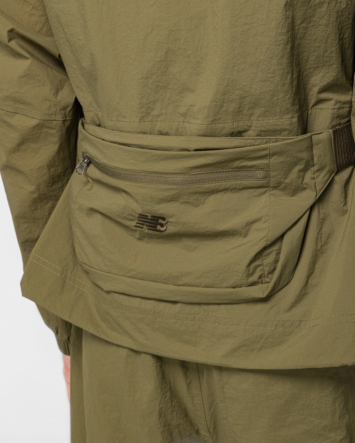 New Balance - NB GREY Light Weight Hoodie Jacket - Wakame - UP THERE