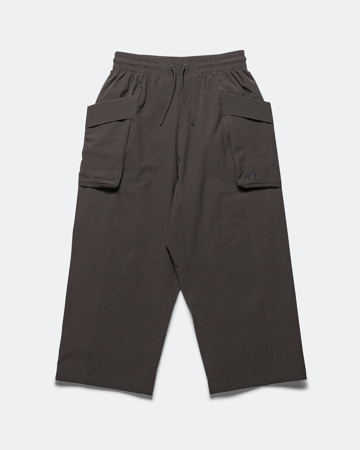 New Balance - Cropped Cargo Pant - Utility - UP THERE