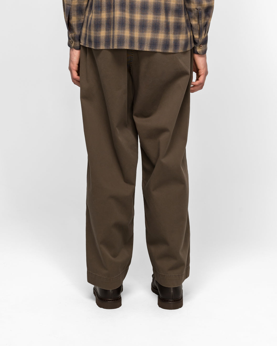 Niceness - ALBARN Aged Effect Resized Chino Trousers - Brown - UP THERE