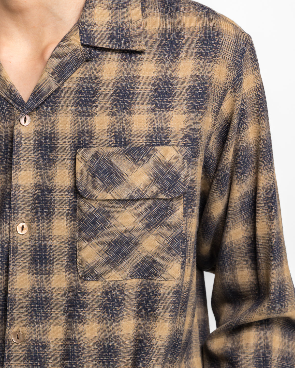 Niceness - C.HUFFAM Super 140's Ombre Lodge Shirt - Beige - UP THERE
