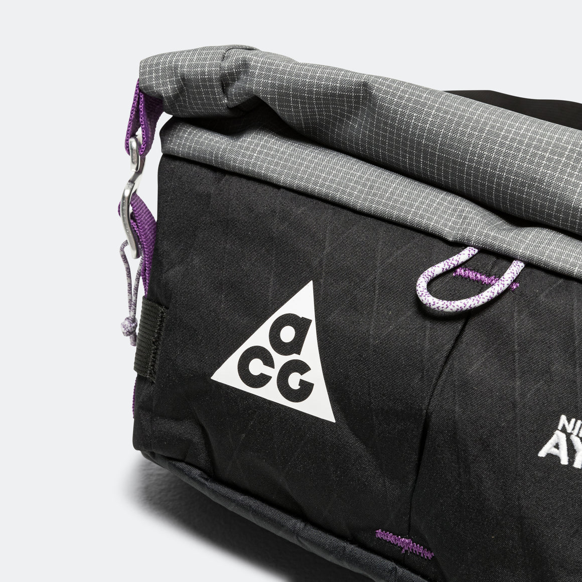 Nike ACG - Aysén 3L Fanny Pack - Black/Cool Grey-White - UP THERE