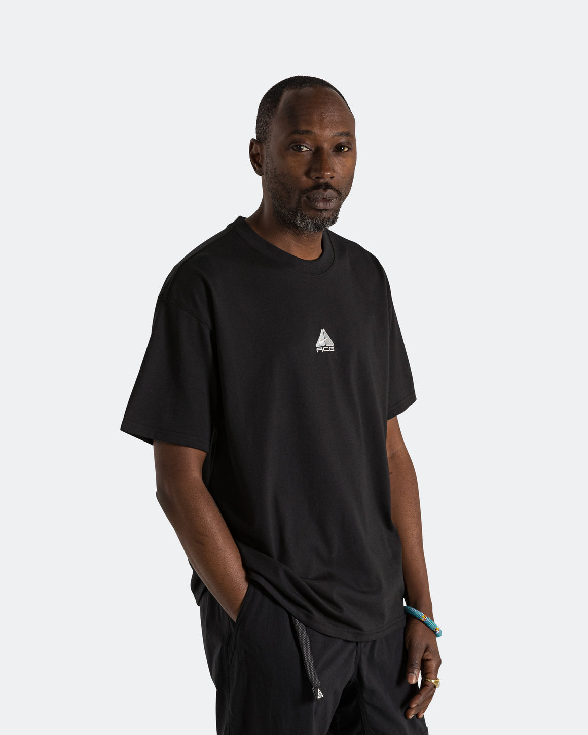 Nike ACG LBR Lungs SS Tee - Black/Lt Smoke Grey | UP THERE