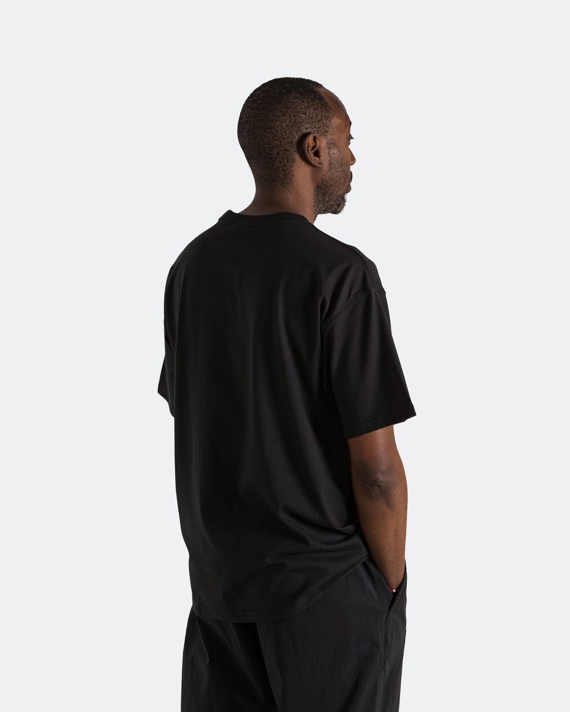 Nike ACG - LBR Lungs SS Tee - Black/Lt Smoke Grey-Summit White - UP THERE