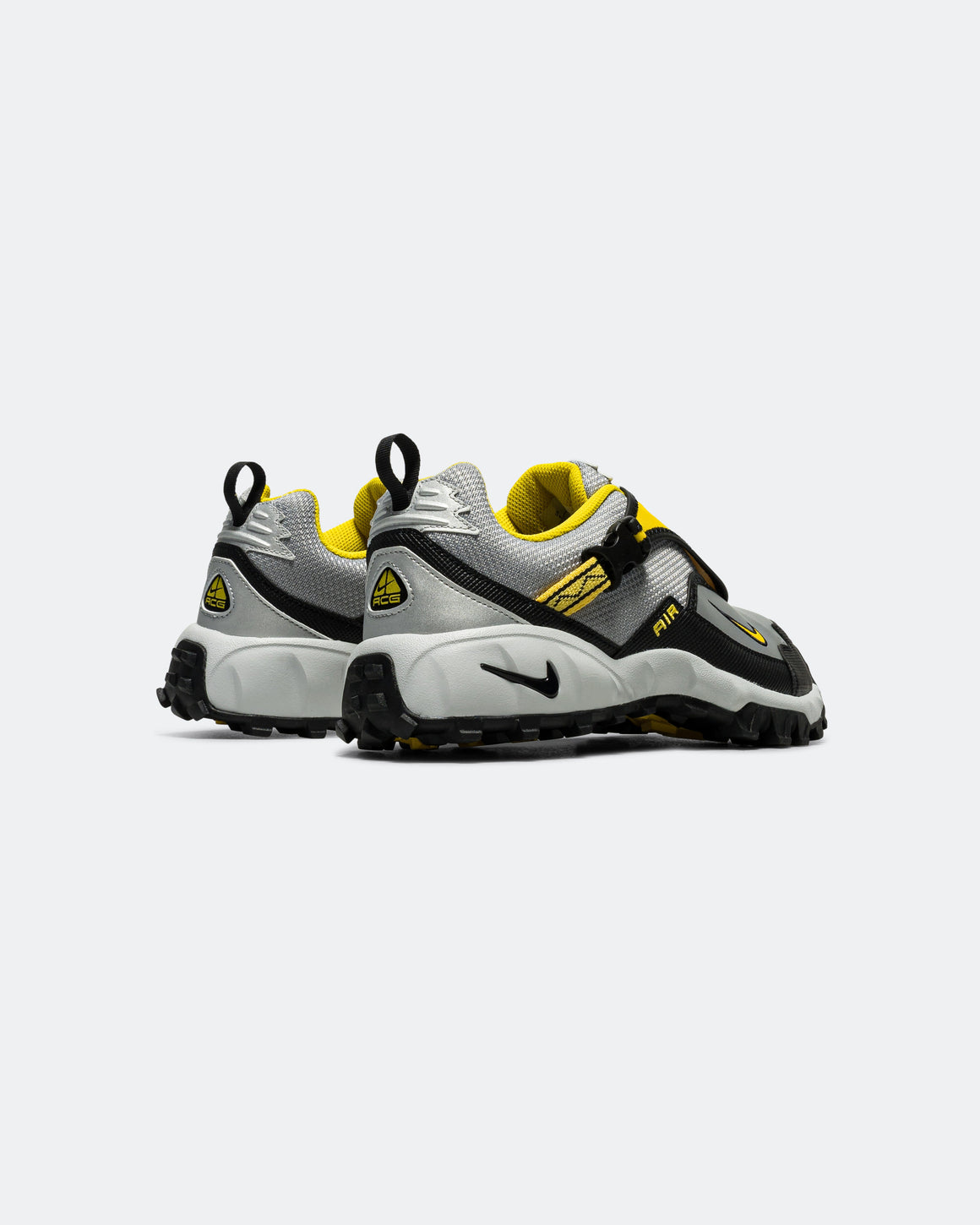 Nike ACG - Phassad - Yellow Zest/Metallic Silver - UP THERE