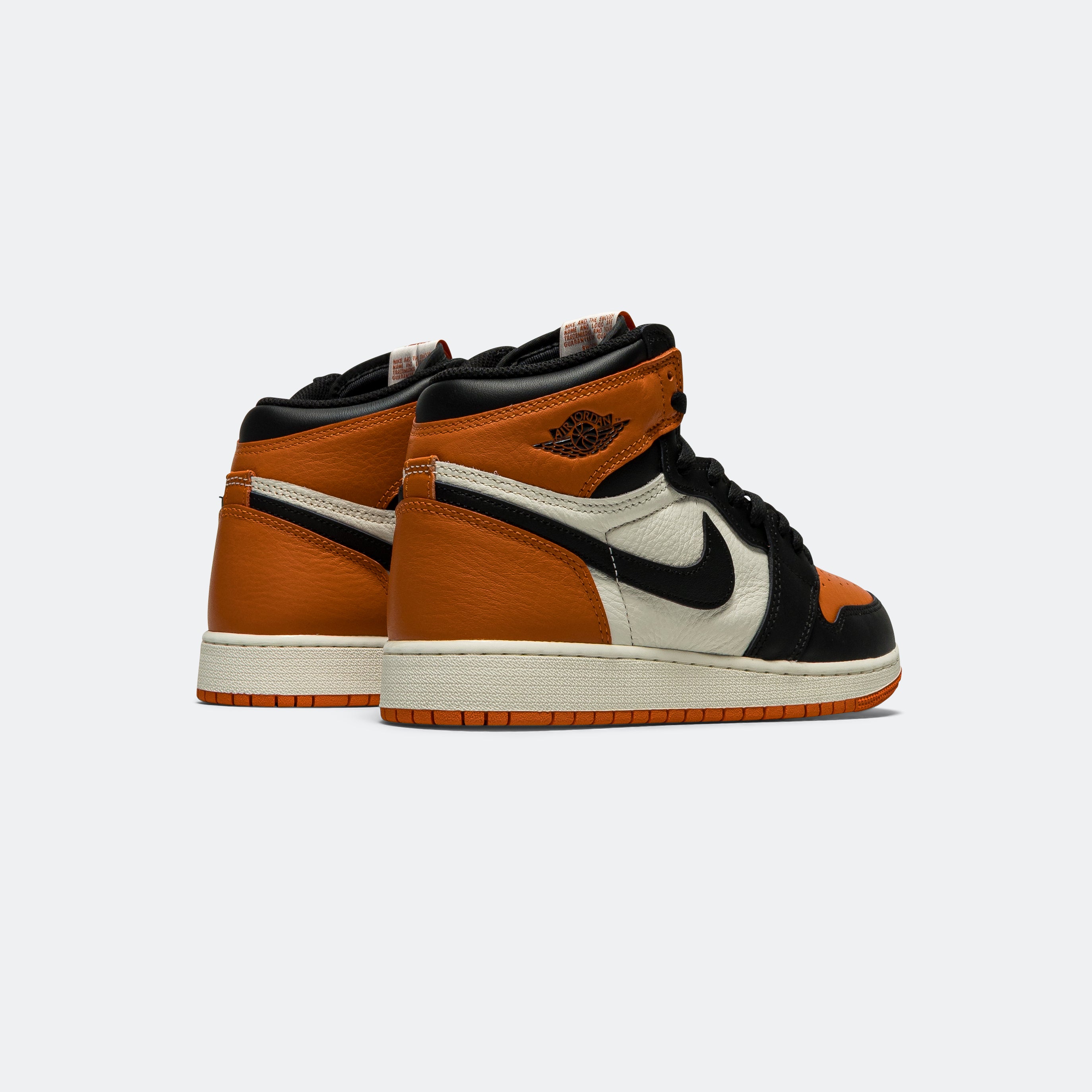 Air Jordan 1 Retro High OG GS - Black/Black-Sail-Starfish | UP THERE
