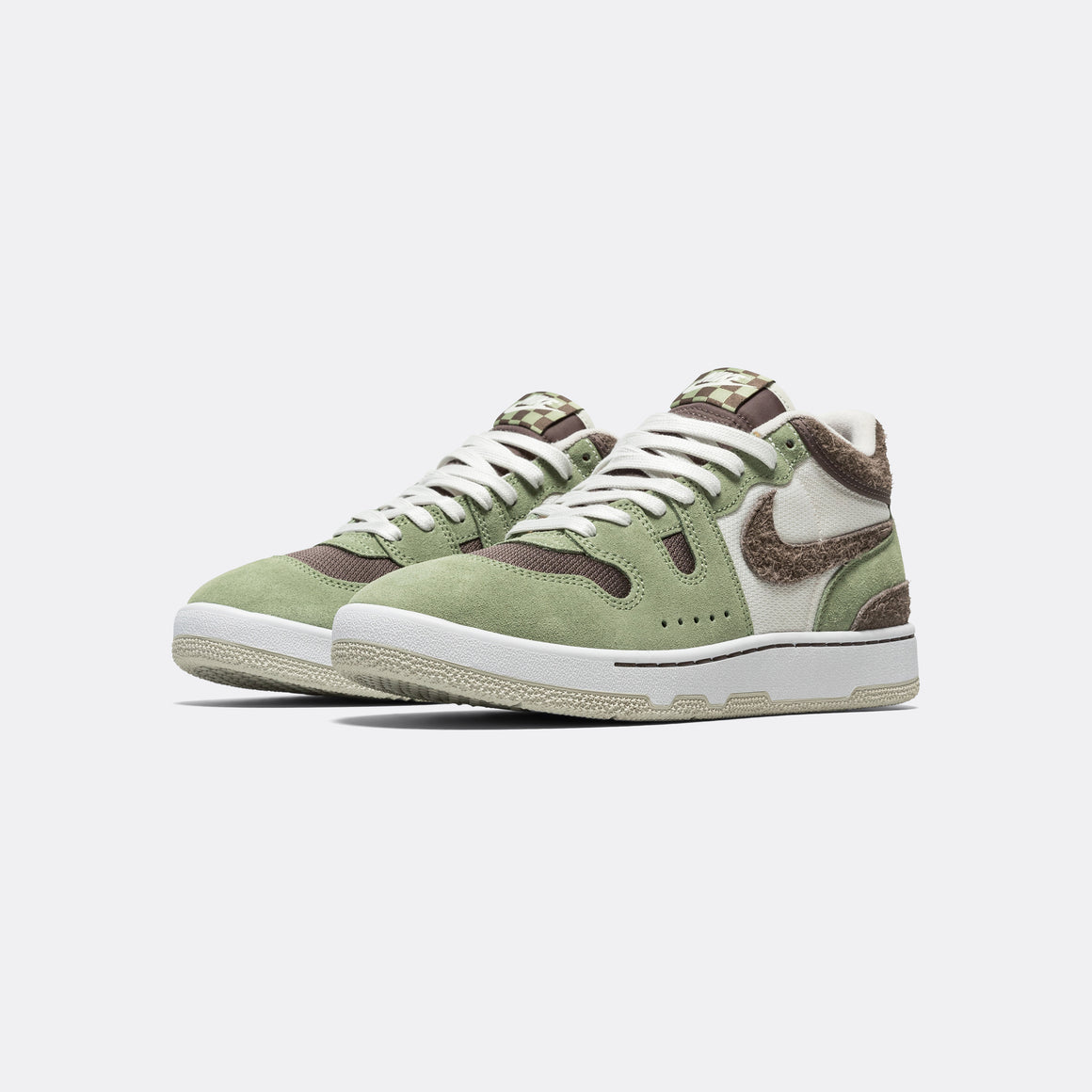 Nike - Attack - Oil Green/Ironstone-Sail - UP THERE