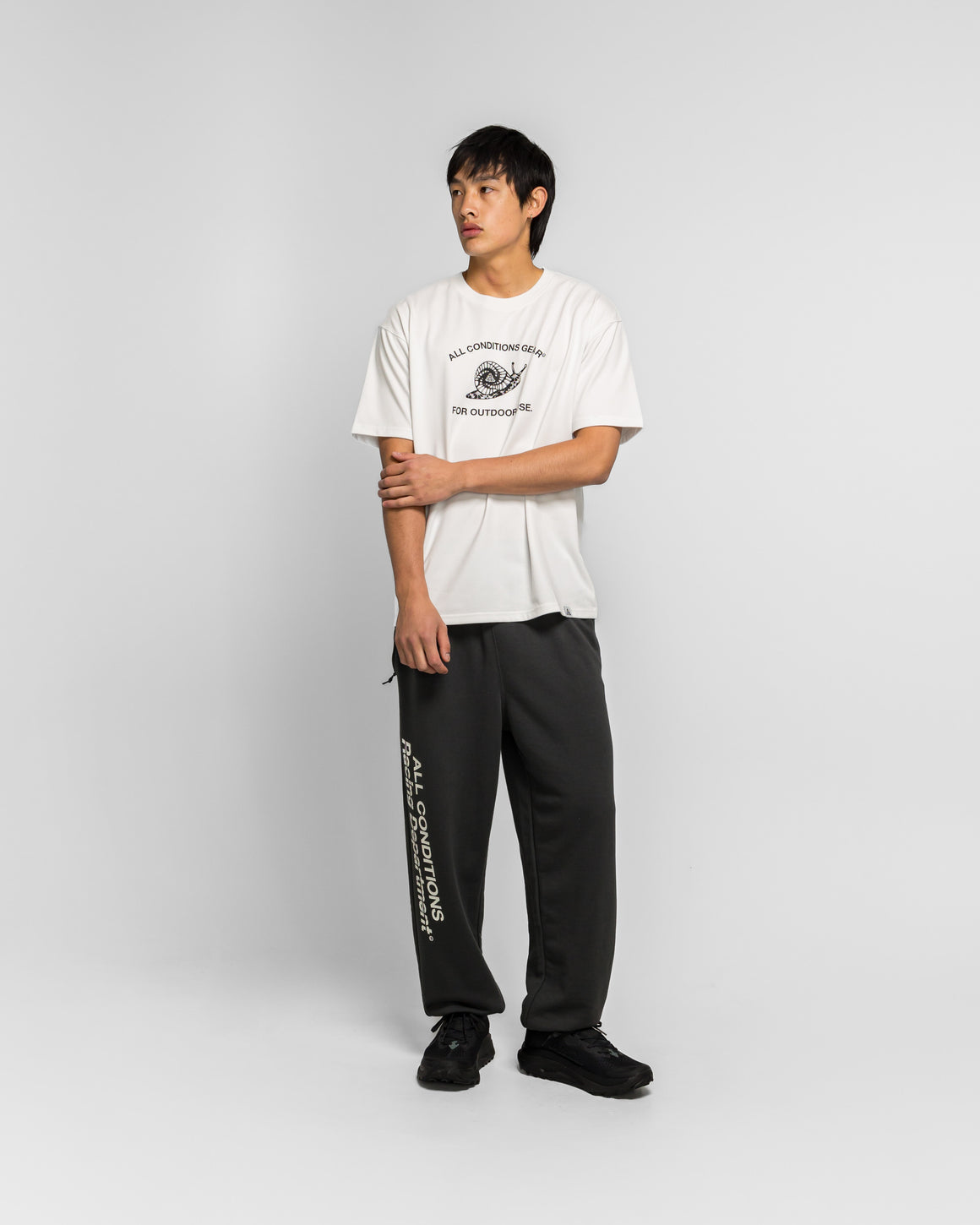 Nike ACG - Dri-Fit Tee Mystery Snail - Summit White - UP THERE