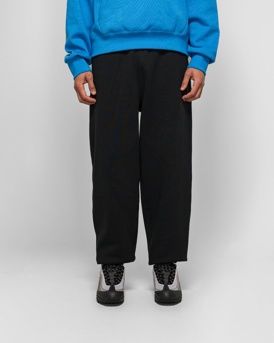 Nike - Energy 560 Fleece Pant - Black - UP THERE