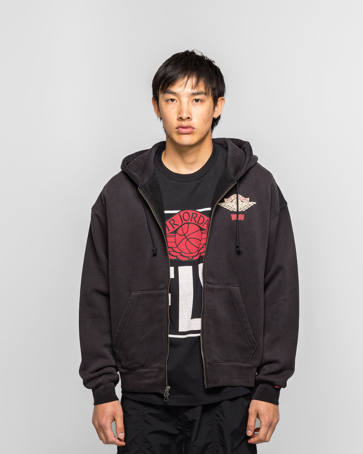 Jordan - Hoodie x Levis - Black/Pale Ivory-Gym Red - UP THERE