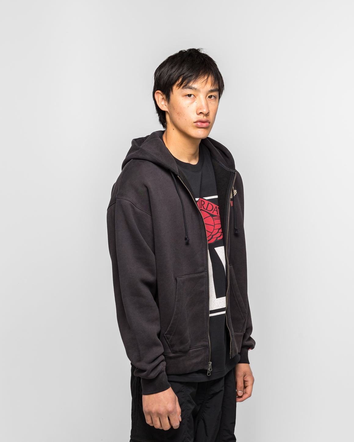 Jordan - Hoodie x Levis - Black/Pale Ivory-Gym Red - UP THERE