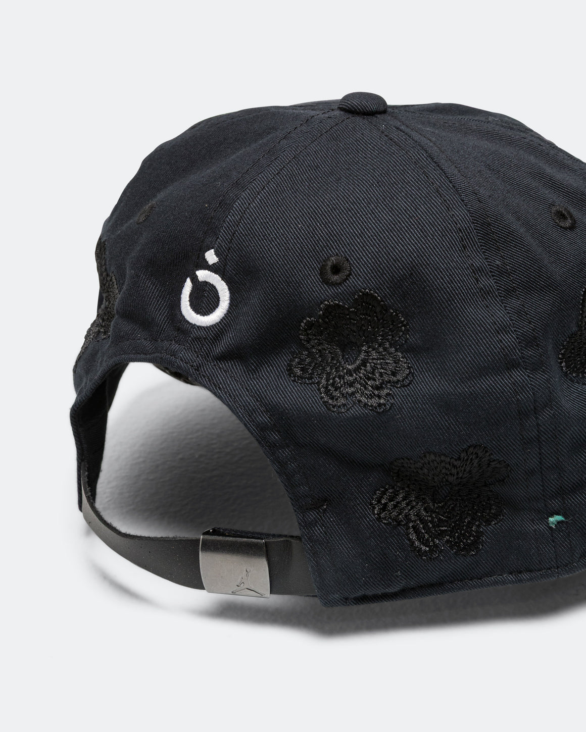 Jordan - Jordan Hat x NOMARHYTHM TEXTILE - Black/University Red/White - UP THERE