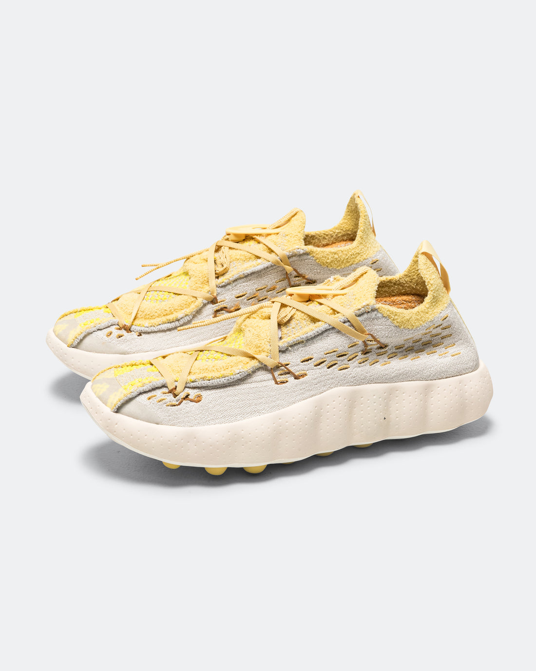 Mind 002 Flyknit - Light Bone/Saturn Gold-Infinite Gold
