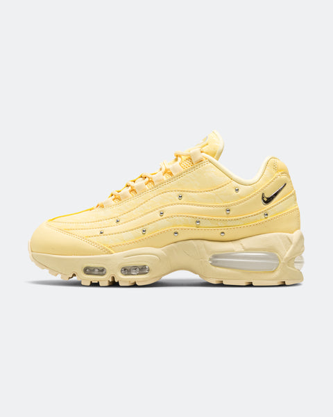 Nike - Womens Air Max 95 Big Bubble - Soft Yellow/Metallic Silver