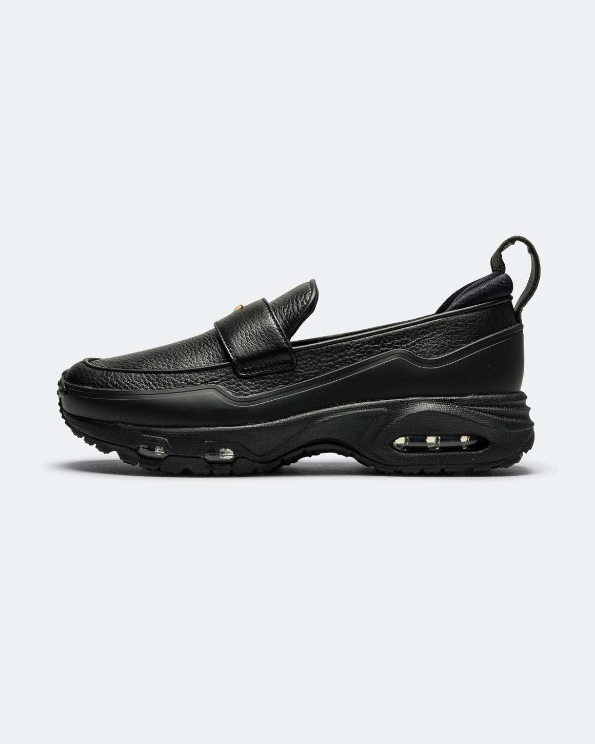 Nike - Womens Air Max Phenomena - Black/Metallic Gold-Smoke Grey - UP THERE