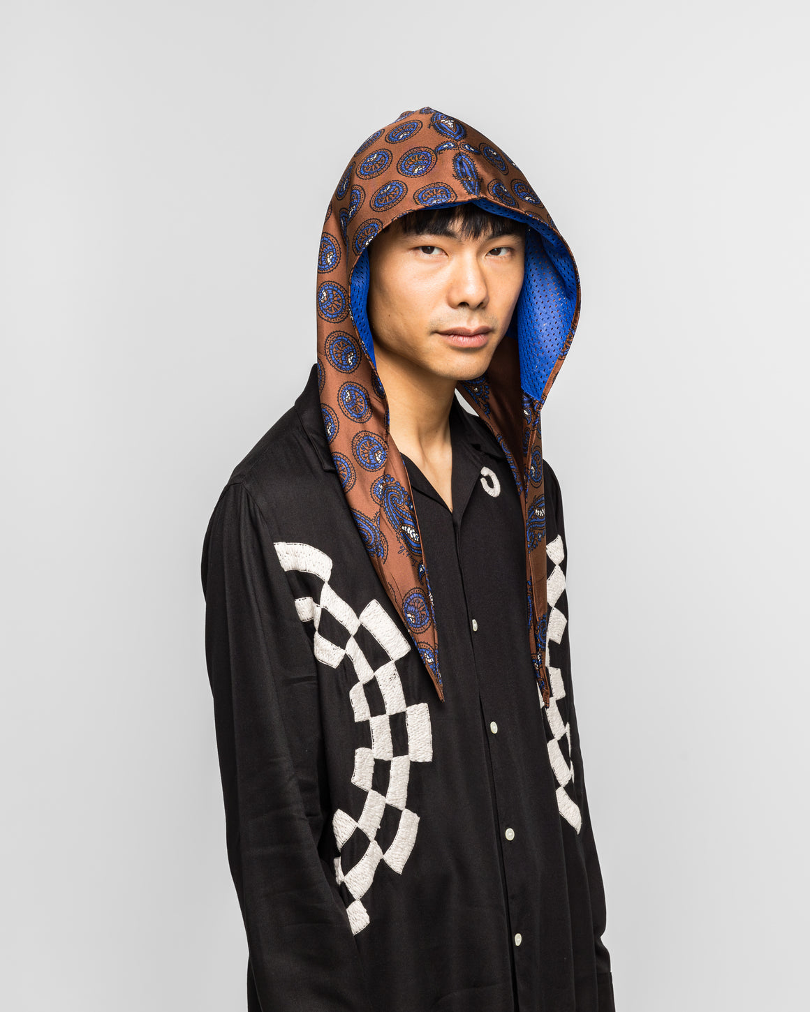 NOMARHYTHM TEXTILE - Paisley Silk Hoody Scarf - Brown - UP THERE