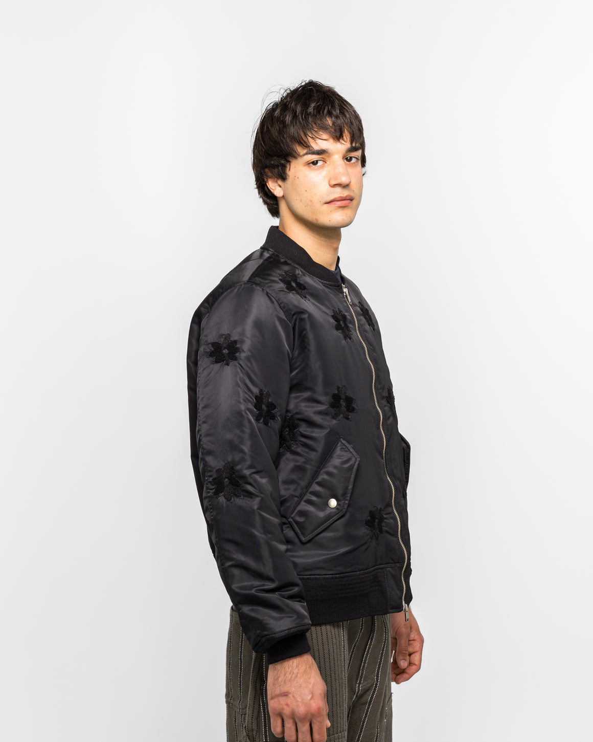 NOMARHYTHM TEXTILE - Flower Embroidery Flight Jacket - Black - UP THERE