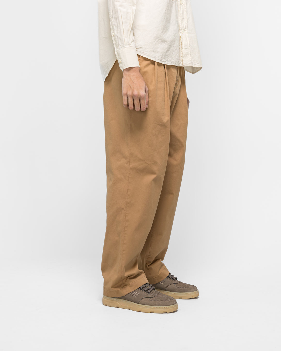 Norse Projects - Benn Relaxed Twill Pleated Trouser - Utility Khaki - UP THERE