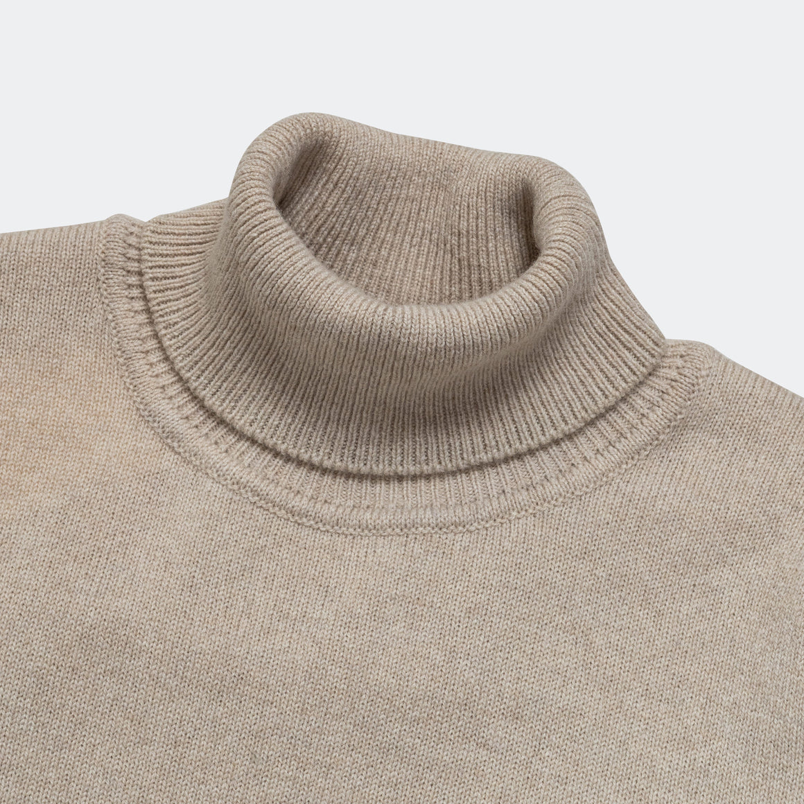 Norse Projects - Kirk Merino Lambswool Turtleneck - Oatmeal - UP THERE