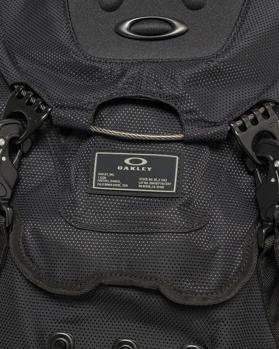 Oakley - Bathroom Sink RC Backpack - Blackout - UP THERE