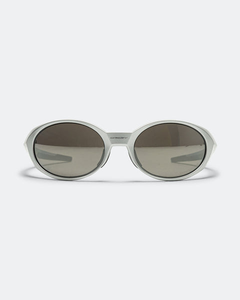 Eye Jacket Redux - Silver/Prizm Black Polarized | UP THERE