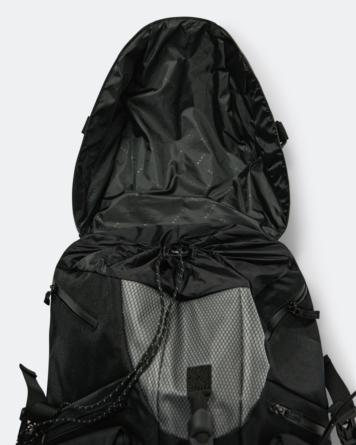 Oakley - Latitude Flex Pack - Blackout - UP THERE