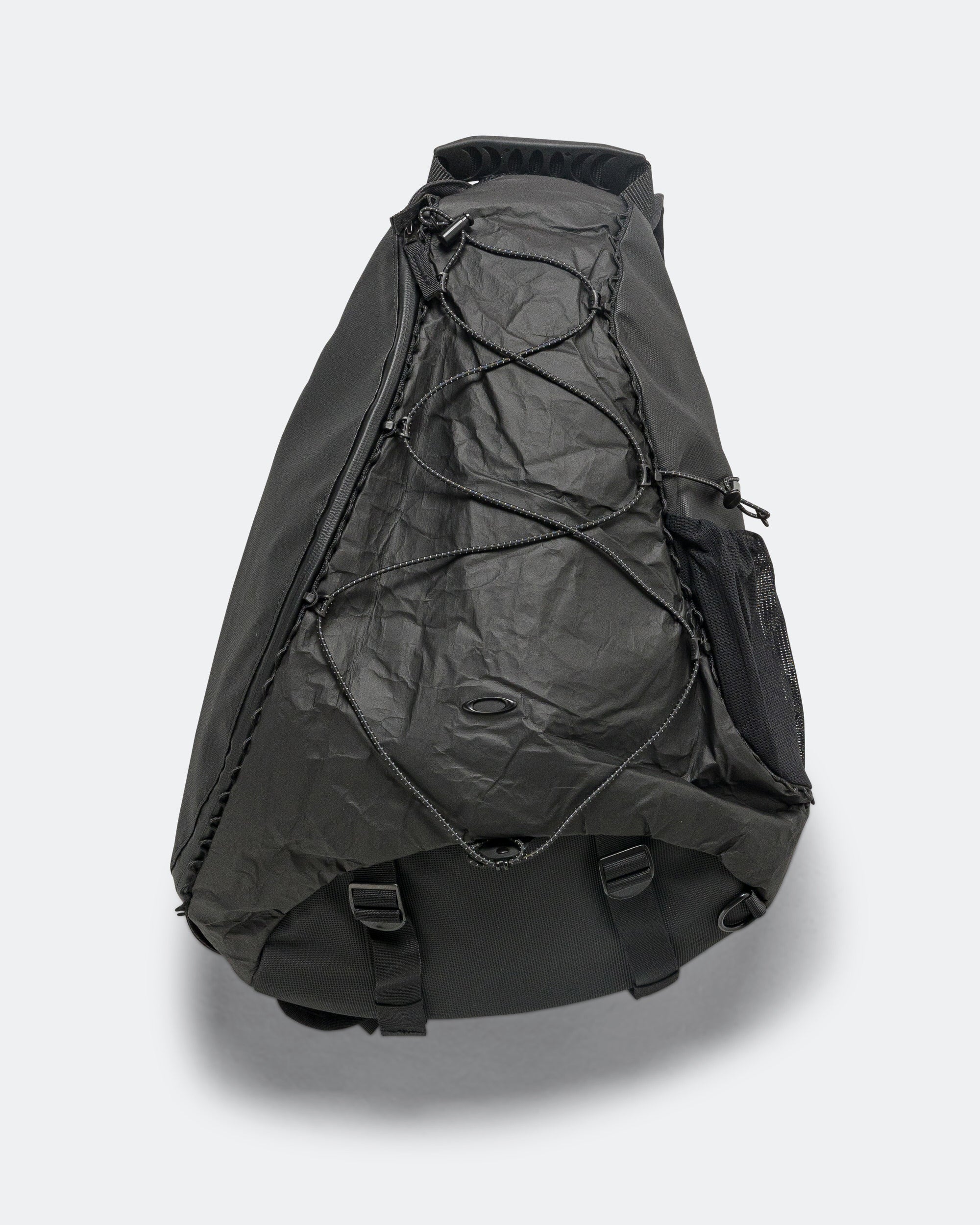 Latitude Sling Pack - Blackout | UP THERE