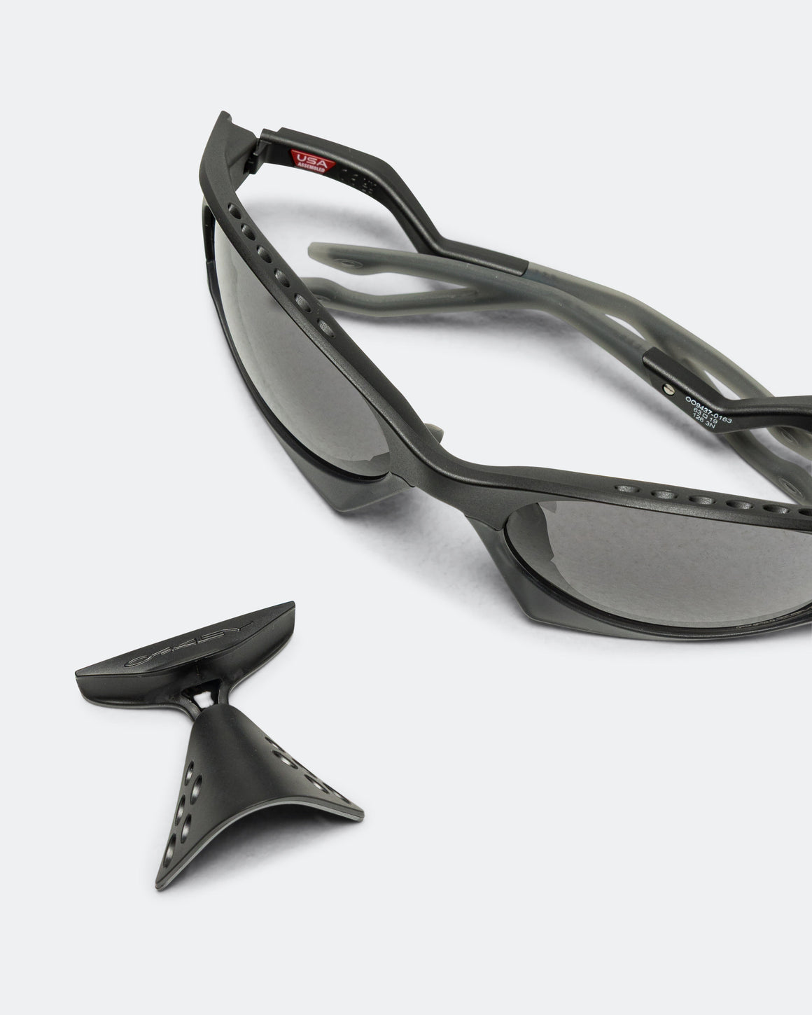 Oakley - Plantaris - Matte Black/Prizm Grey - UP THERE