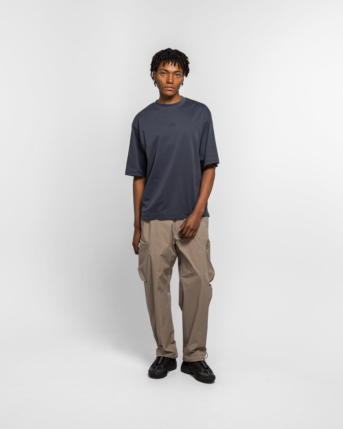 Oakley - Reserve Ellipse Tee - Graphite - UP THERE