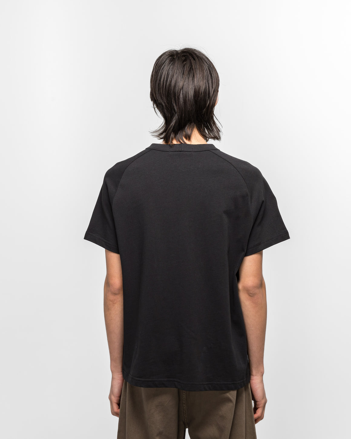 Observe - Raglan T-Shirt - Black - UP THERE