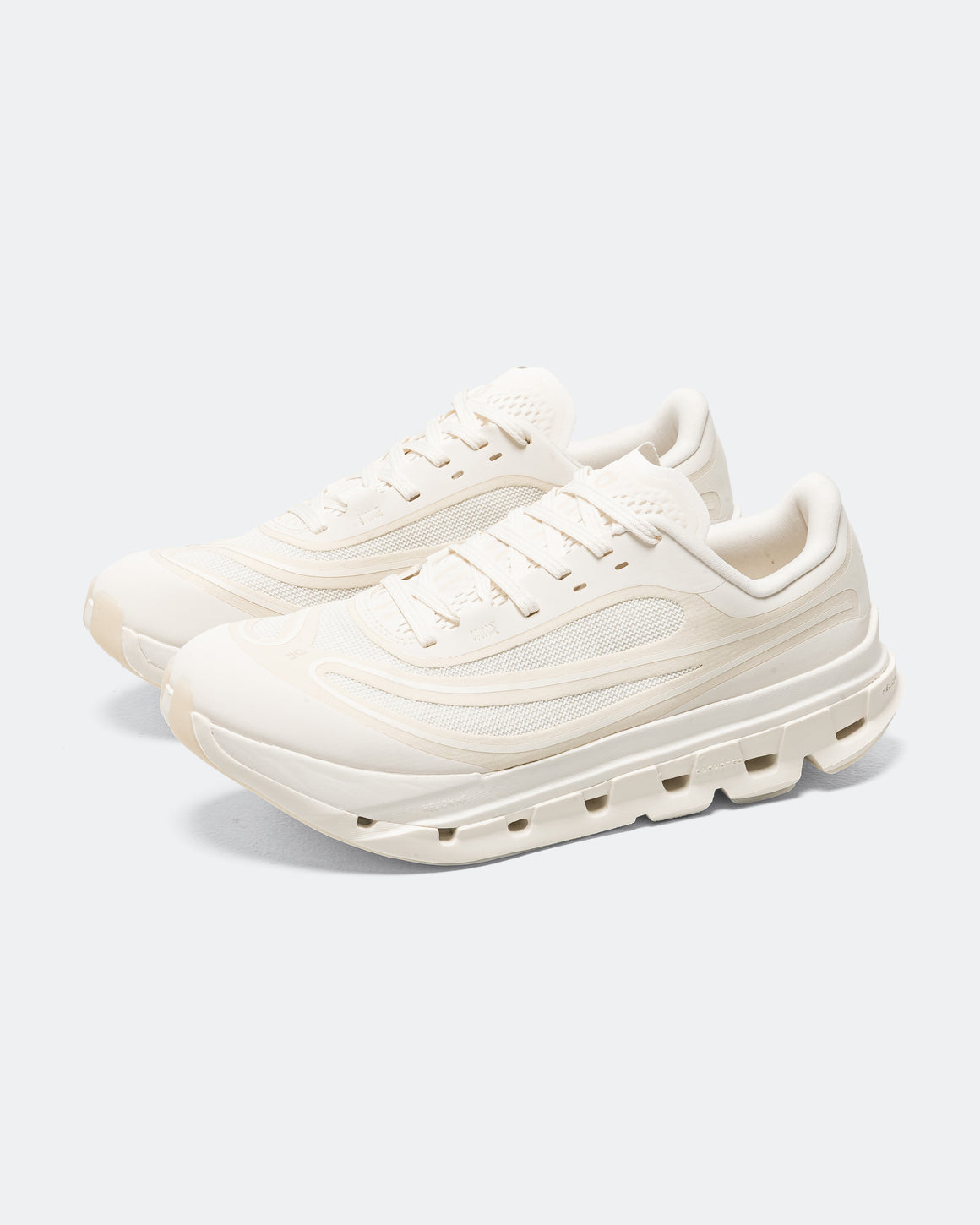 On Running - Cloudflow 5 AD - Ivory/Grain - UP THERE