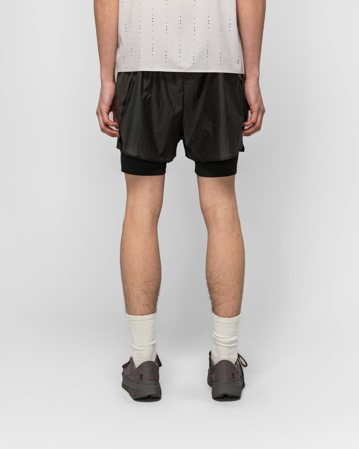 On Running - Zero 2-in-1 Shorts x PAF - Molasses/Black - UP THERE