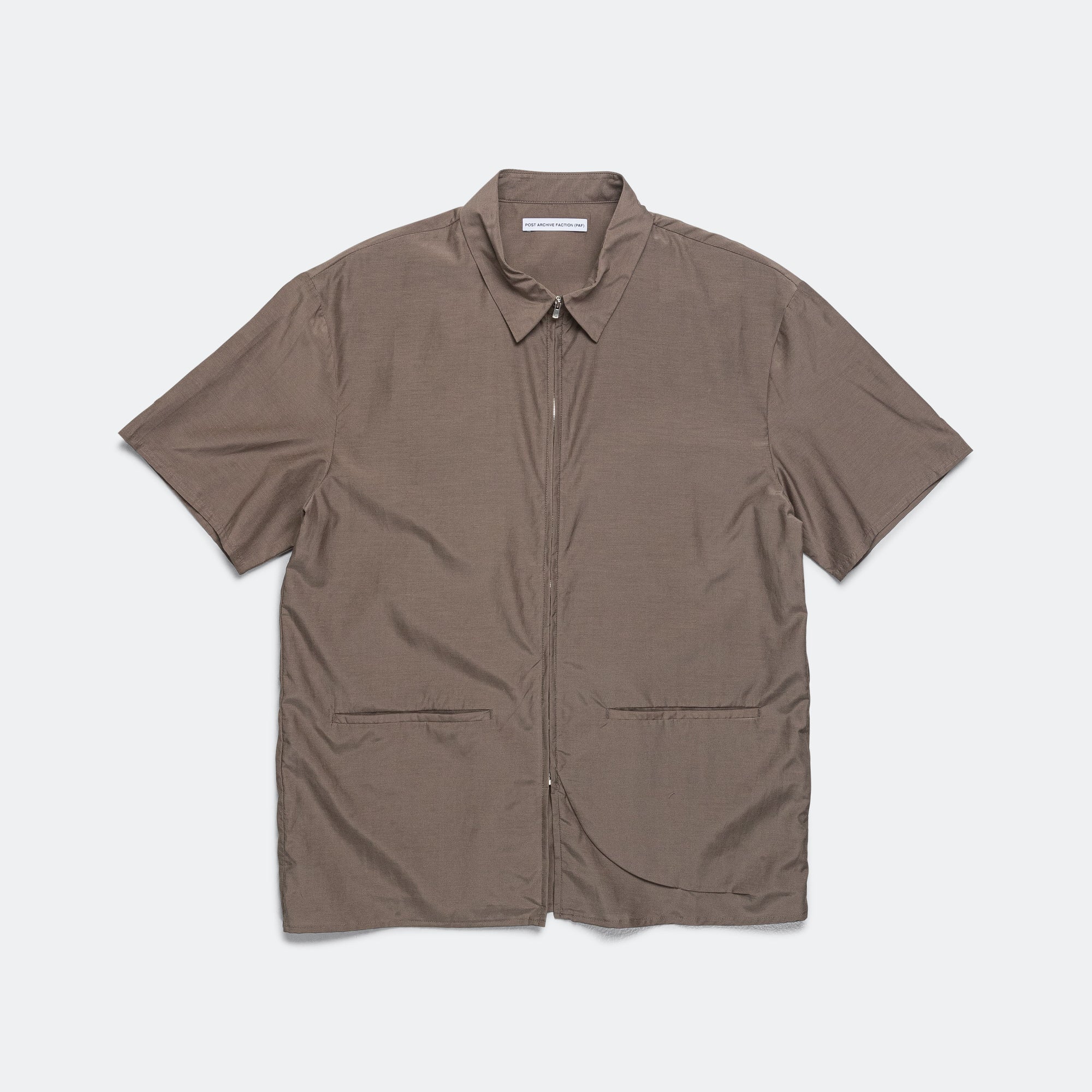 8.0 Half Shirt Right - Brown | UP THERE