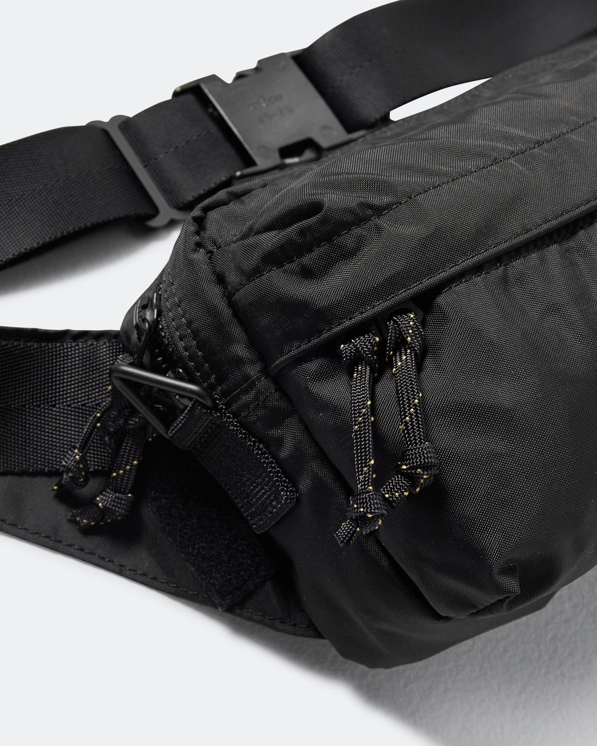 Porter Yoshida & Co - FORCE 2WAY Waist Bag - Black - UP THERE