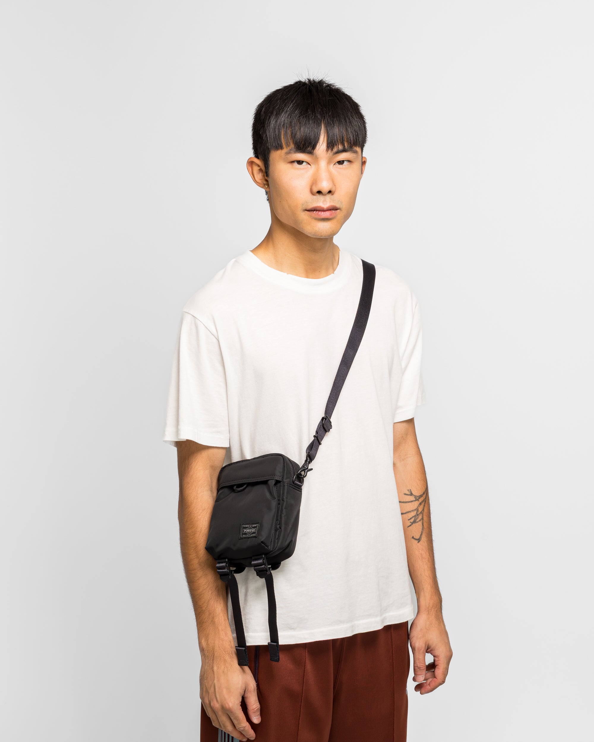 Porter Senses Vertical Shoulder Bag - Black | UP THERE